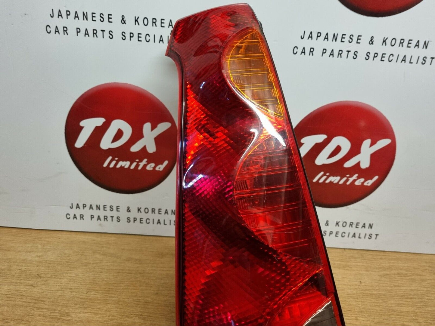 NISSAN NOTE E11 MK1 PRE-FACELIFT PASSENGERS REAR OUTER TAIL LIGHT LAMP 2006-2008