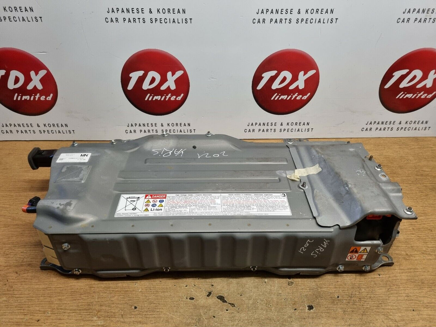 TOYOTA YARIS MK4 1.5 PETROL HYBRID GENUINE LITHIUM-ION BATTERY PACK 2020-2022