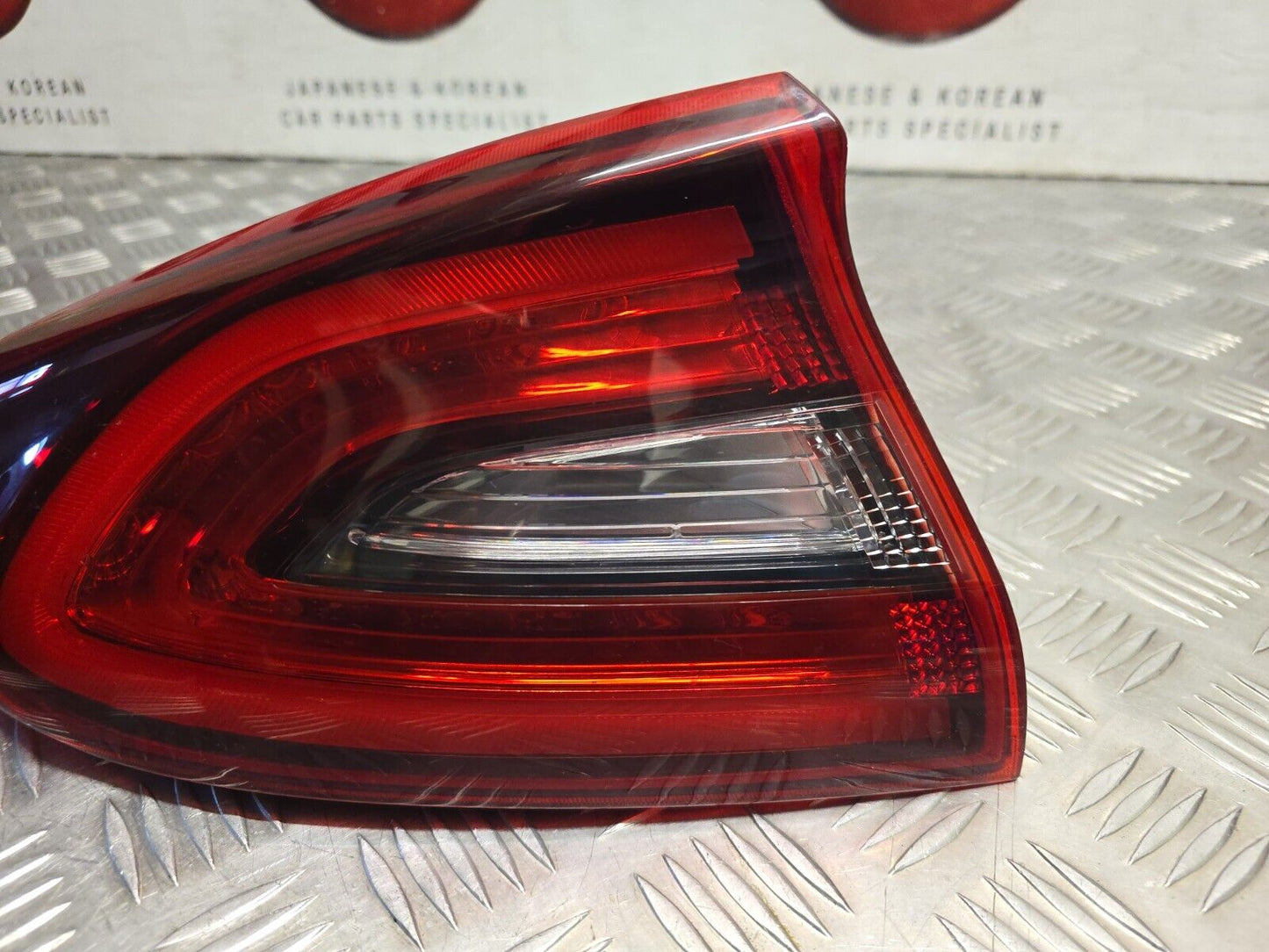 HYUNDAI IONIQ (AE) 2017-2019 GENUINE PASSENGERS SIDE REAR OUTER LED BRAKE LIGHT