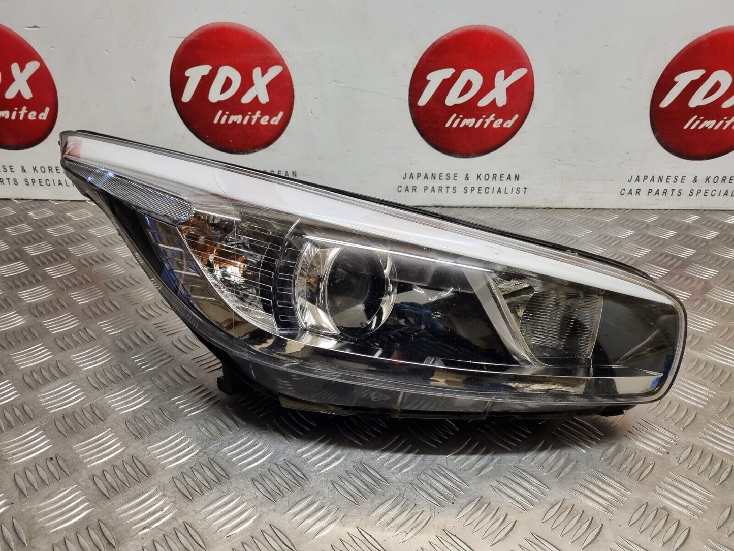 KIA CEED (JD) 2012-2018 MK2 GENUINE DRIVERS SIDE HALOGEN NON-DRL HEADLIGHT LAMP