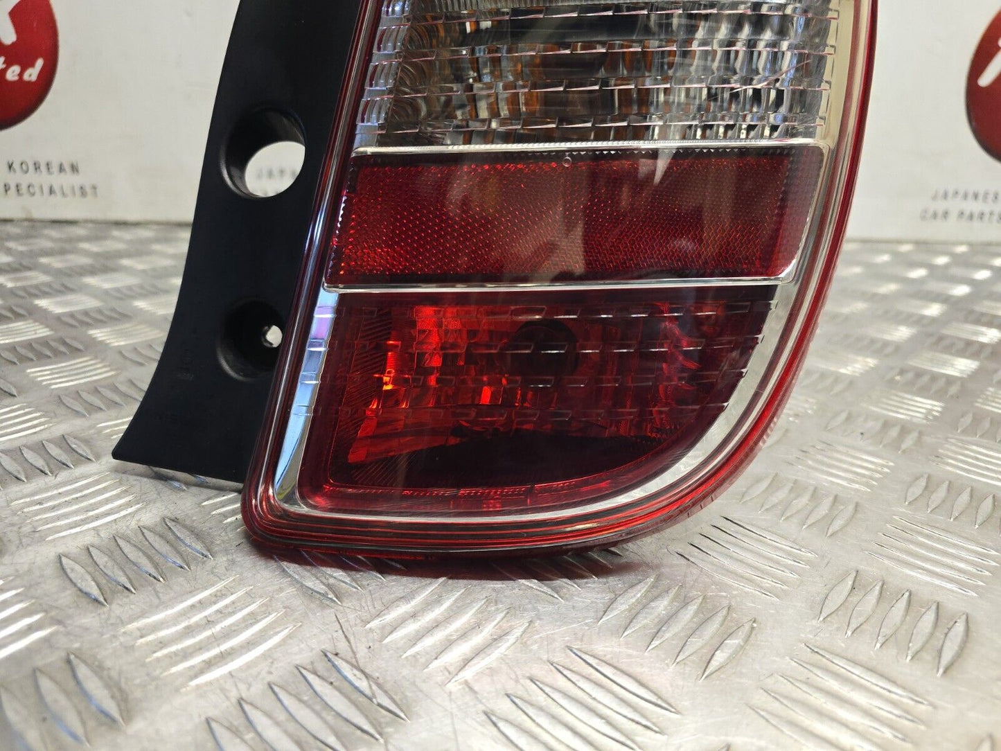 NISSAN MICRA K13 2010-2013 MK4 PREFACELIFT GENUINE DRIVERS SIDE REAR OUTER LIGHT