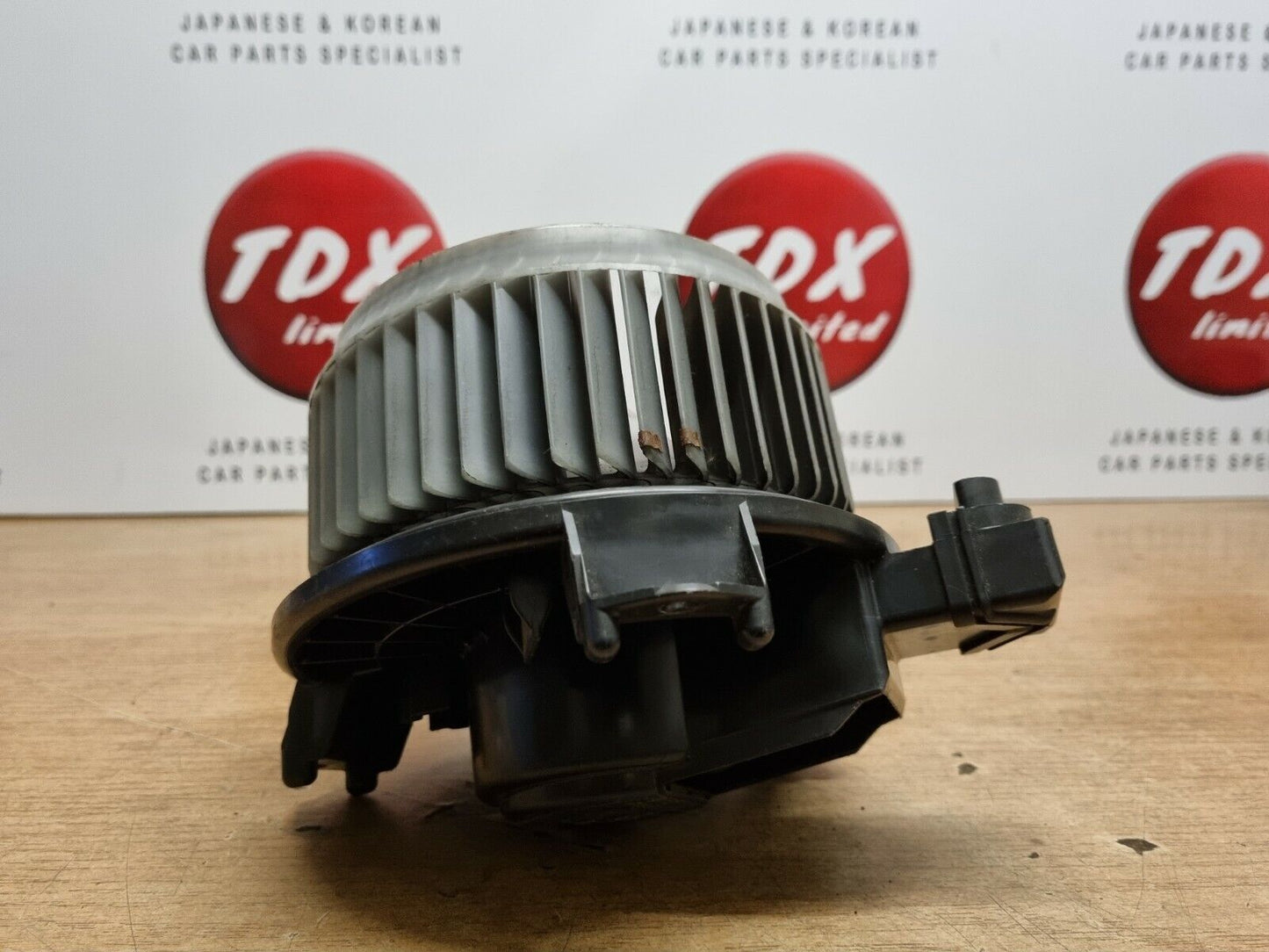 TOYOTA AURIS MK1 GENUINE HEATER BLOWER MOTOR FAN RHD 2006-2012