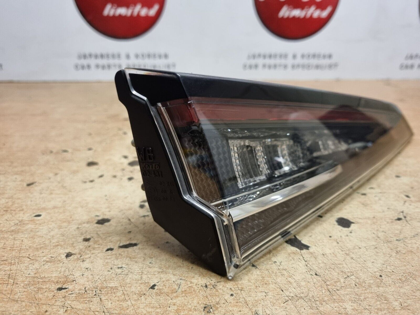 TOYOTA COROLLA ETSTATE MK12 2019-2022 GENUINE PASSENGERS REAR LED TAILGATE LIGHT