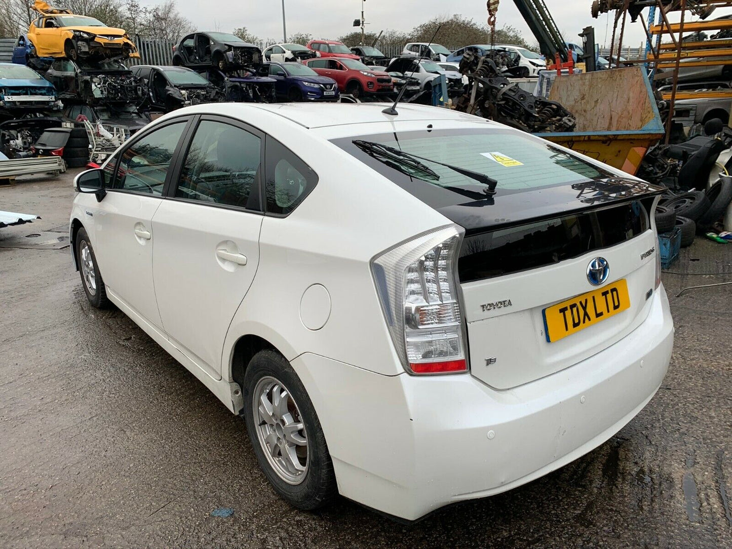 Toyota Prius 1.8 Hybrid/Petrol 2009-2015 Parts/Breaking/Spares (1xNut)