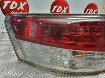 TOYOTA AVENSIS SALOON 2009-2012 T27 PREFACELIFT PASSENGERS SIDE REAR OUTER LIGHT
