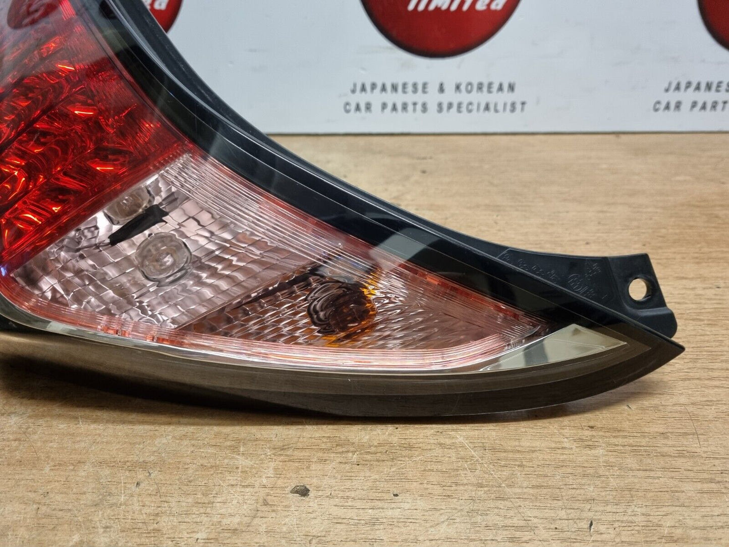 TOYOTA AYGO MK2 2014-2017 PRE-FACELIFT PASSENGERS SIDE REAR OUTER BRAKE LIGHT