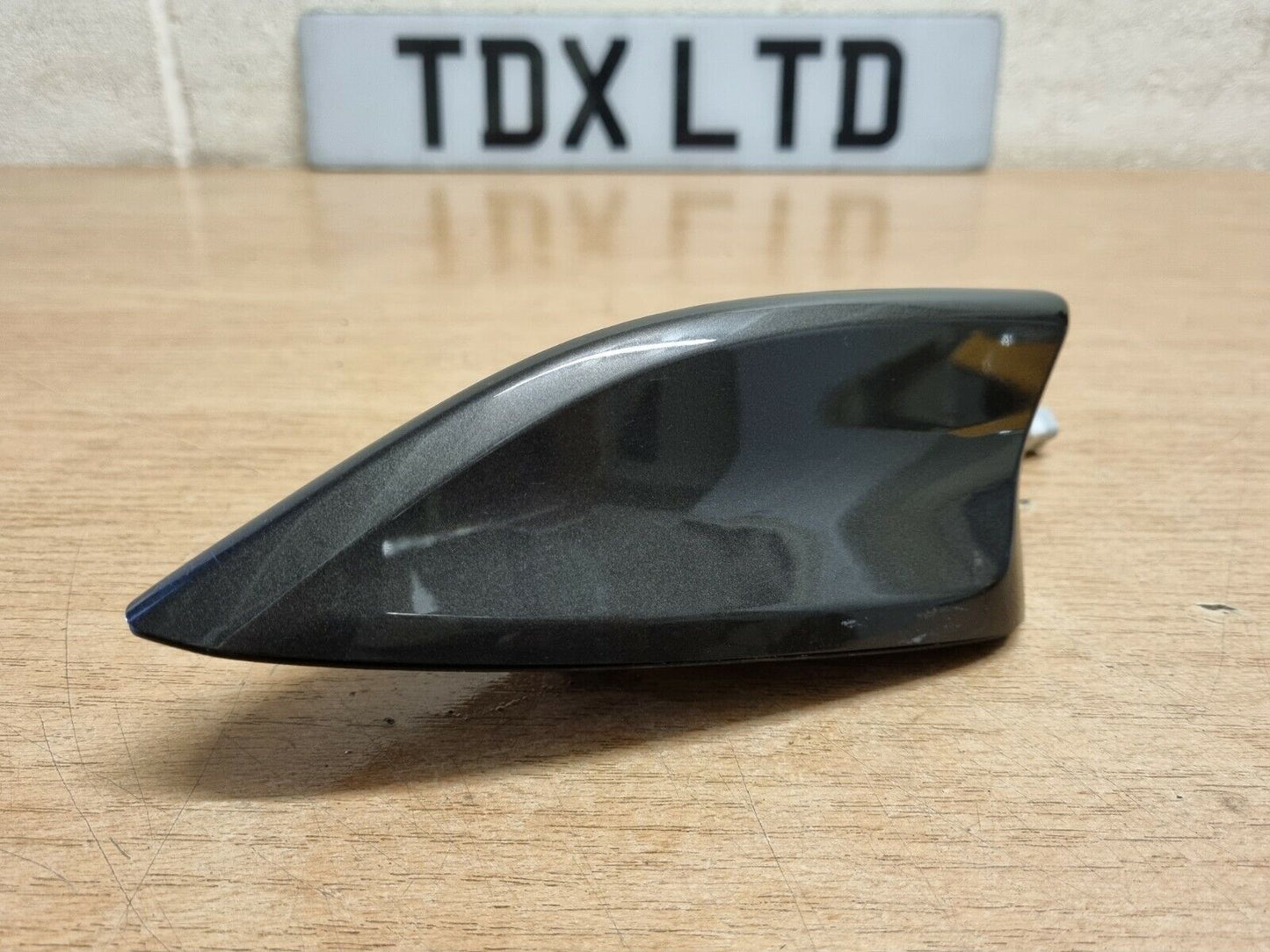 Mazda 3 MK3 Genuine Shark Fin Antenna Aerial Receiver In Grey 2014-2018