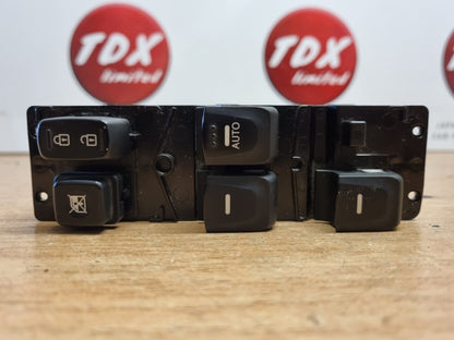 HYUNDAI VELOSTER FS 2011-2017 GENUINE DRIVERS FRONT WINDOW SWITCHES 299113100