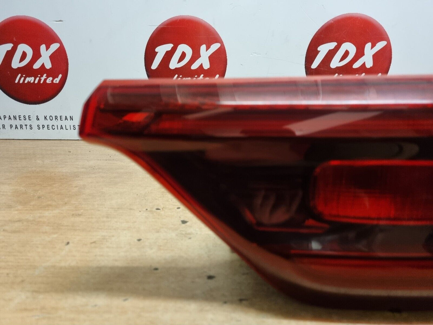 KIA SPORTAGE QL 2019-2021 MK4 FACELIFT  GENUINE DRIVERS SIDE REAR TAILGATE LIGHT