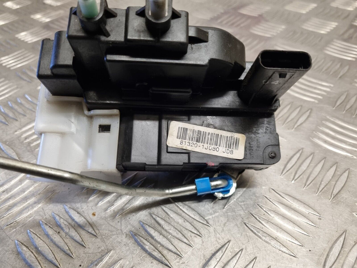 HYUNDAI I20 (PB) 5 DOOR 2008-2014 DRIVERS FRONT DOOR LOCK MECHANISM 81320-1J050