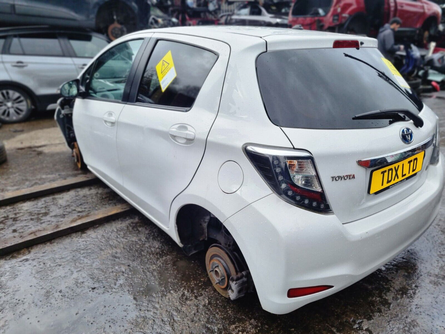 2013 TOYOTA YARIS MK3 T4 1.5 HYBRID PETROL 1 SPEED CVT AUTO VEHICLE FOR BREAKING