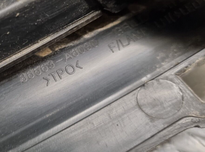 HYUNDAI I30 (GD) MK2 2012-2017 GENUINE PASSENGERS SIDE FRONT LED DRL + FOG LIGHT