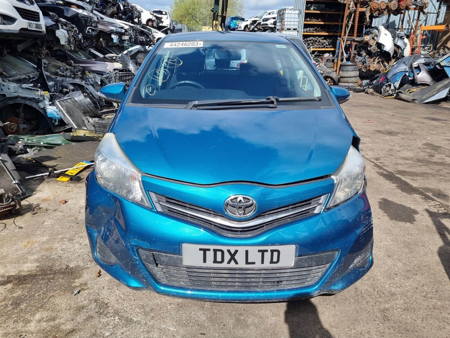 2012 TOYOTA YARIS TR MK3 1.0 PETROL VVT-I 5 SPD MANUAL 5DR VEHICLE FOR BREAKING