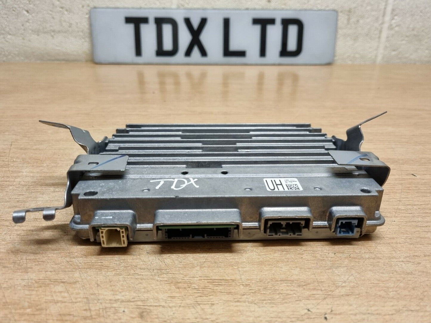 Toyota Corolla MK12 Harman Becker Sat Nav Control Unit Module 86840-06041