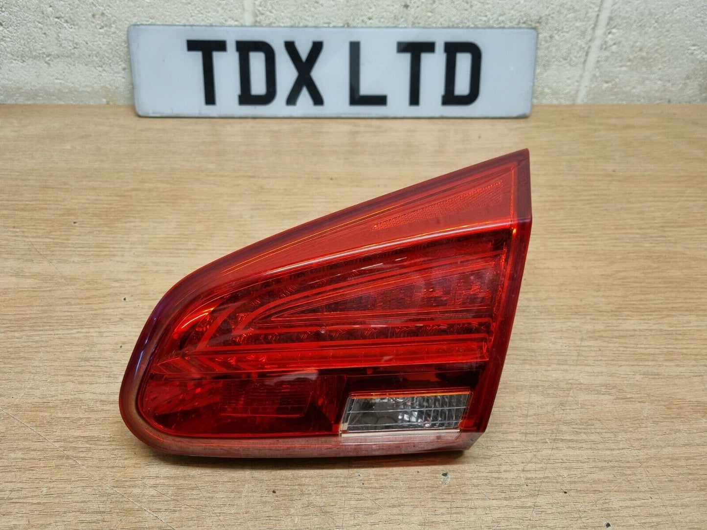 Kia Ceed MK2 Hatchback Driver Side Rear Inner Tailgate LED Light Lamp 2013-2018