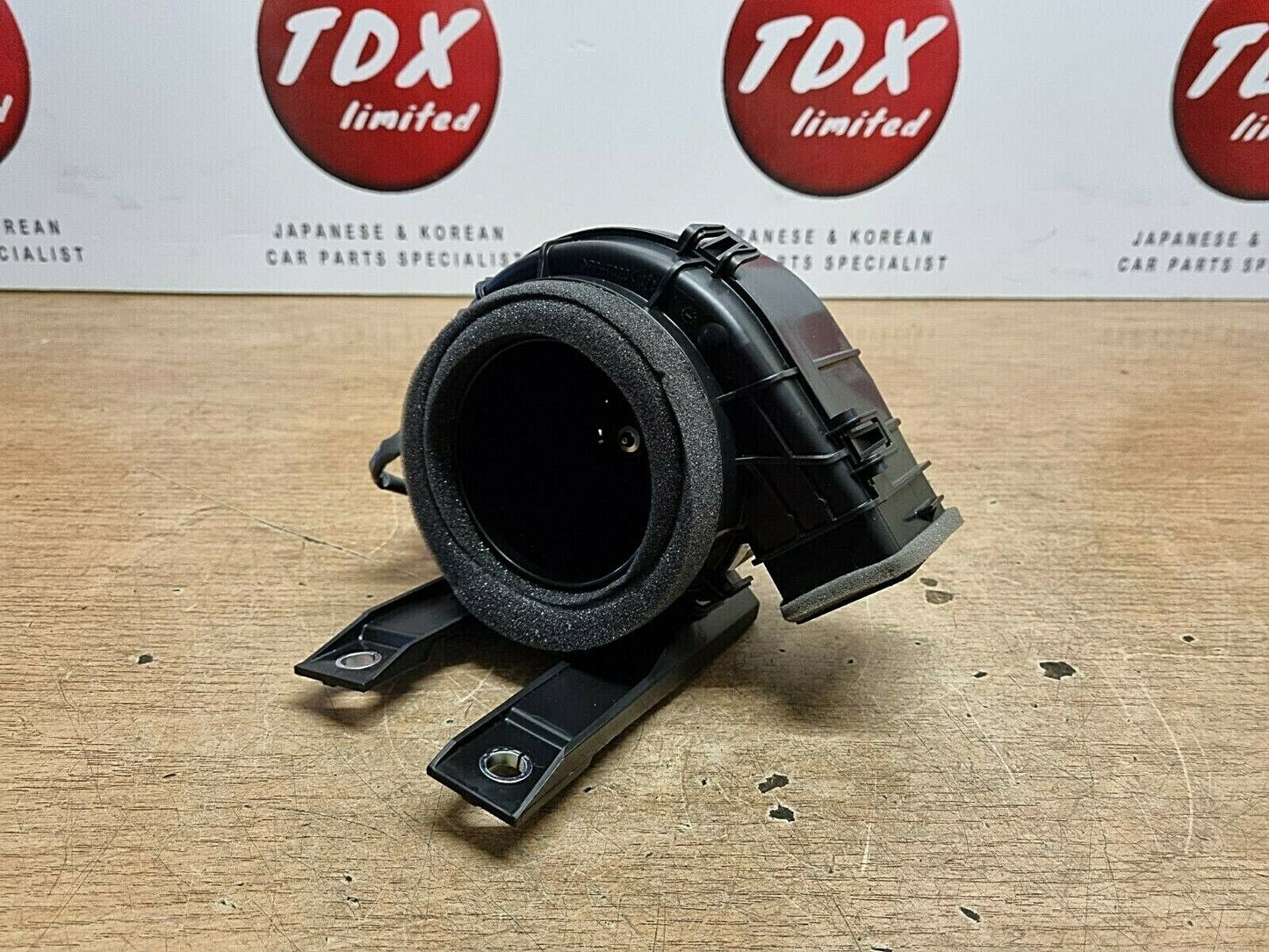 TOYOTA COROLLA MK12 1.8 HYBRID GENUINE BATTERY COOLING FAN MOTOR 2019-2022