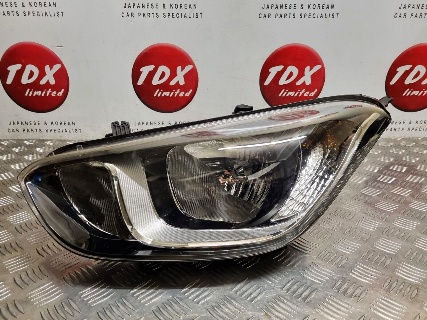 HYUNDAI I20 MK1 FACELIFT 2012-2014 GENUINE PASSENGERS SIDE HEADLIGHT 92101-1J5