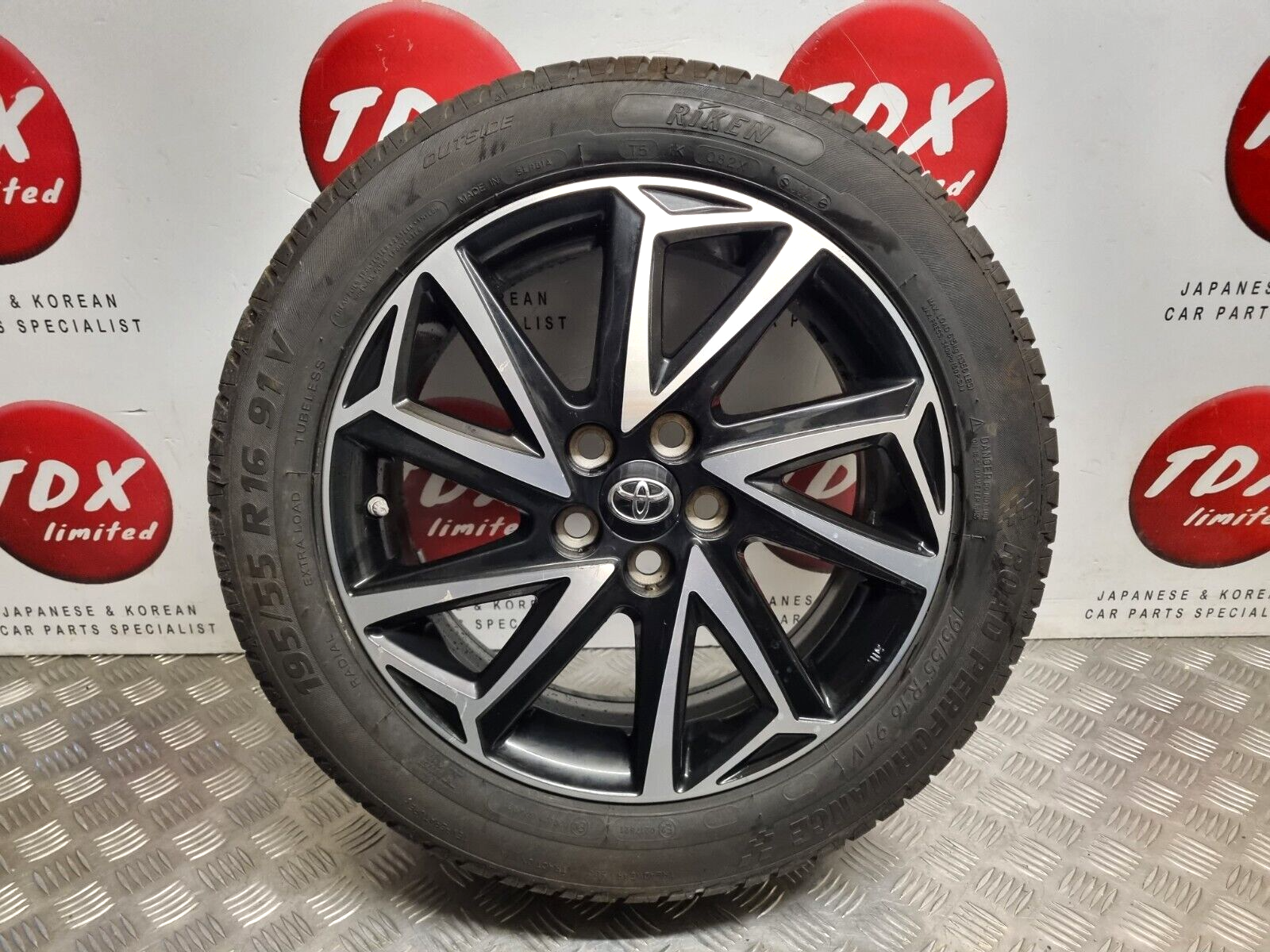 TOYOTA YARIS MK4 2020-2023 16 INCH GENUINE ALLOY WHEEL 9MM 195/55/16 P ...