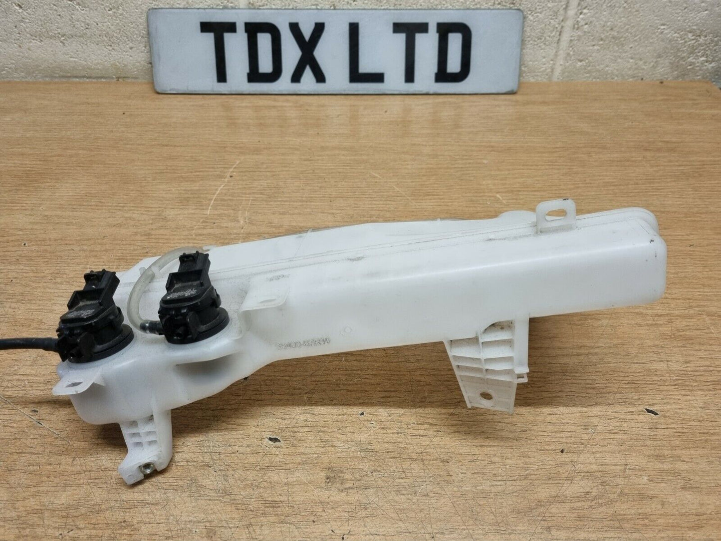 Suzuki Ignis Genuine Windscreen Washer Bottle Tank + Pump Motors 2016-2019