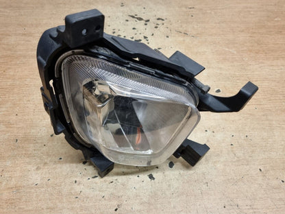 Kia Carens Mk4 2013-2016 Genuine Drivers Side Front Fog Light Lamp 92202-A4010 2