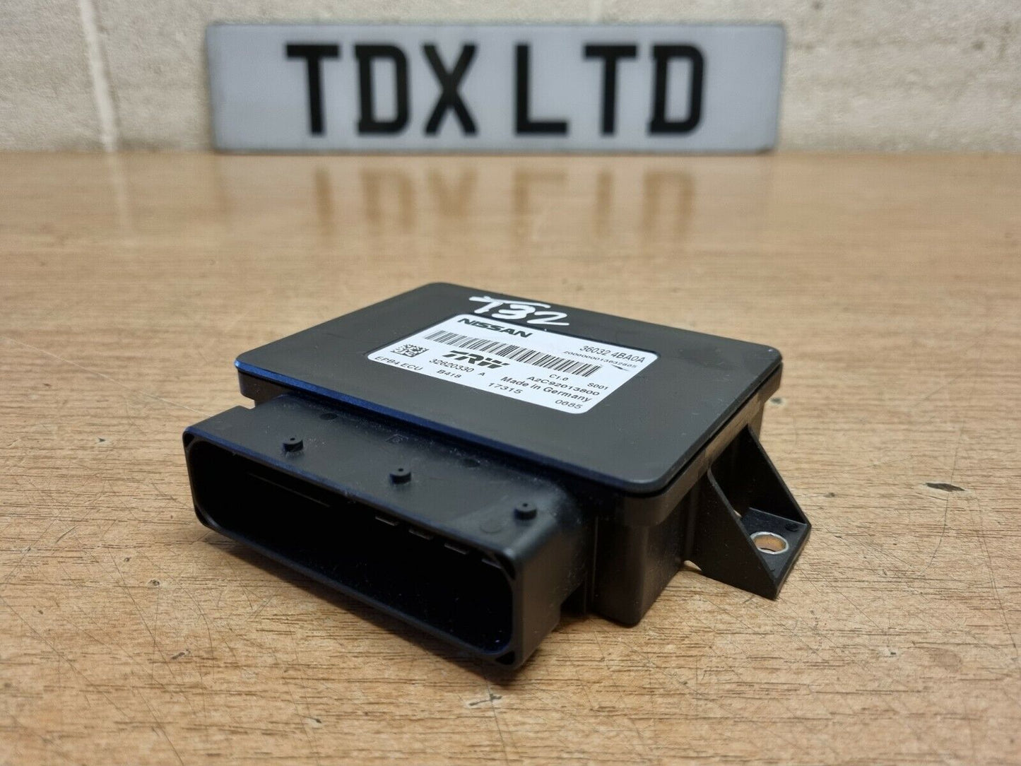 Nissan X-Trail T32 Genuine Parking Brake Control Module 2014-2017 360324BA0A