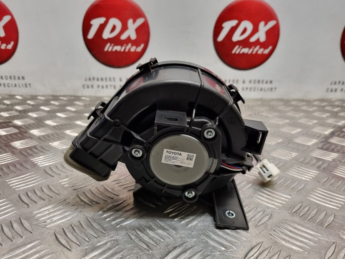 TOYOTA COROLLA MK12 1.8 HYBRID 2019-2023 BATTERY COOLING MOTOR FAN G9230-47050