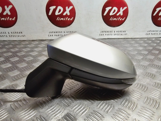 SUZUKI SWACE AMZ 2020-2023 GENUINE PASSENGERS SIDE POWER FOLD WING MIRROR SILVER