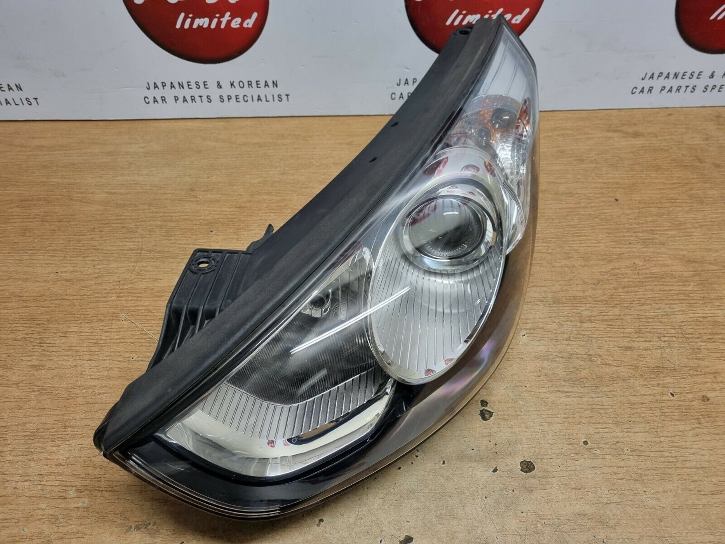 HYUNDAI IX35 2010-2013 PRE-FACELIFT GENUINE PASSENGERS SIDE HALOGEN HEADLIGHT