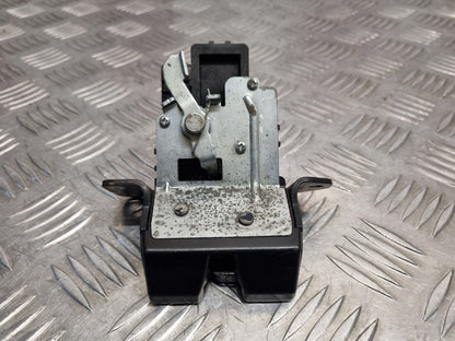 HYUNDAI I30 HATCH (GD) MK2 2012-2017 GENUINE REAR BOOT LOCK CATCH 81230-A6000