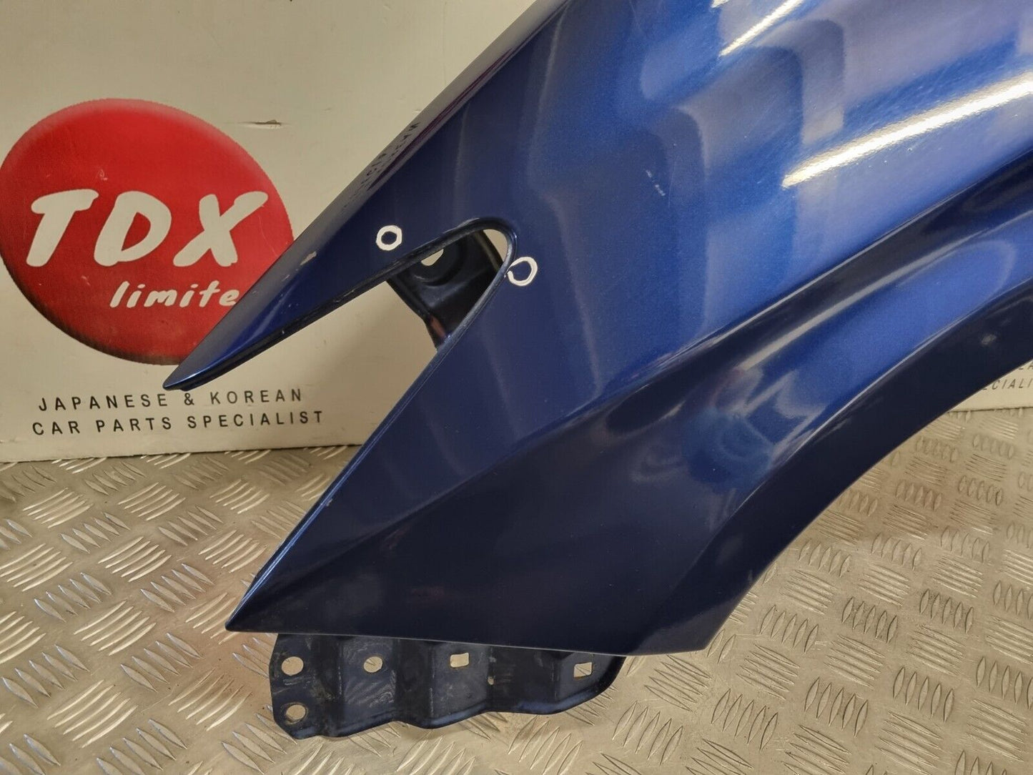 TOYOTA PRIUS 2009-2015 NSF GENUINE PASSENGERS SIDE FRONT WING FENDER PANEL BLUE