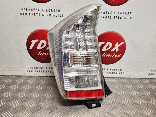 TOYOTA PRIUS 2009-2012 MK3 PRE-FACELIFT GENUINE PASSENGERS REAR BODY BRAKE LIGHT