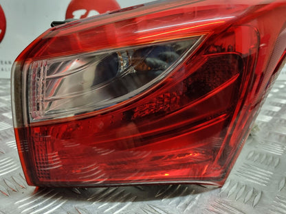 HYUNDAI I30 ESTATE MK2 2013-2016 GENUINE DRIVERS SIDE REAR OUTER LIGHT 92402-A62