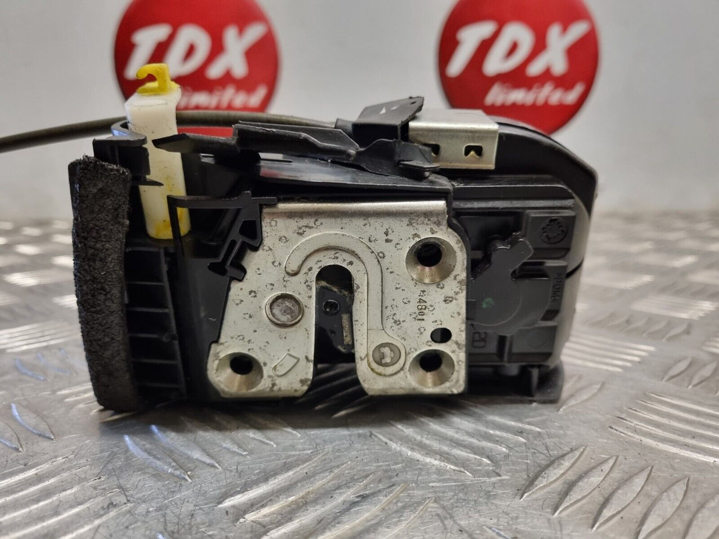 NISSAN JUKE F15 2010-2014 PRE-FACELIFT DRIVERS SIDE FRONT DOOR LOCK MECHANISM