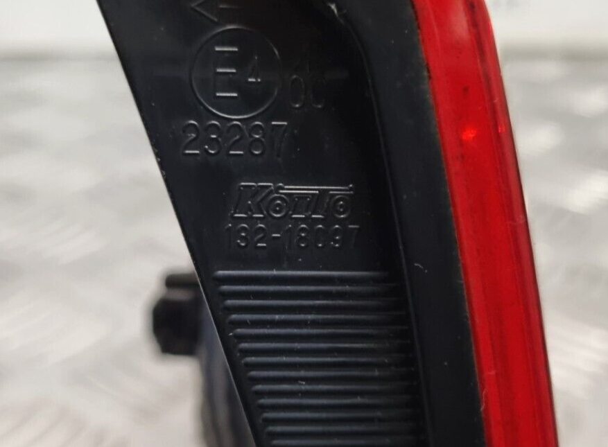 SUZUKI VITARA 2015-2018 MK4 PRE-FACELIFT PASSENGERS REAR INNER TAILGATE LIGHT