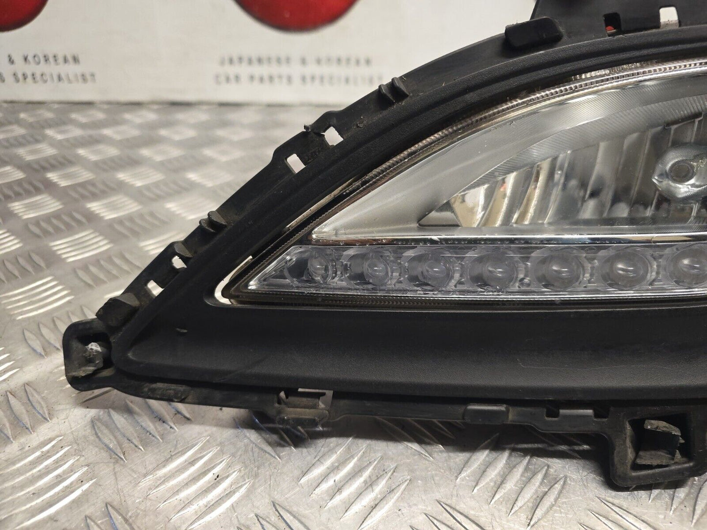 HYUNDAI I30 (GD) MK2 2012-2017 GENUINE PASSENGERS FRONT LED DRL + FOG LIGHT LAMP