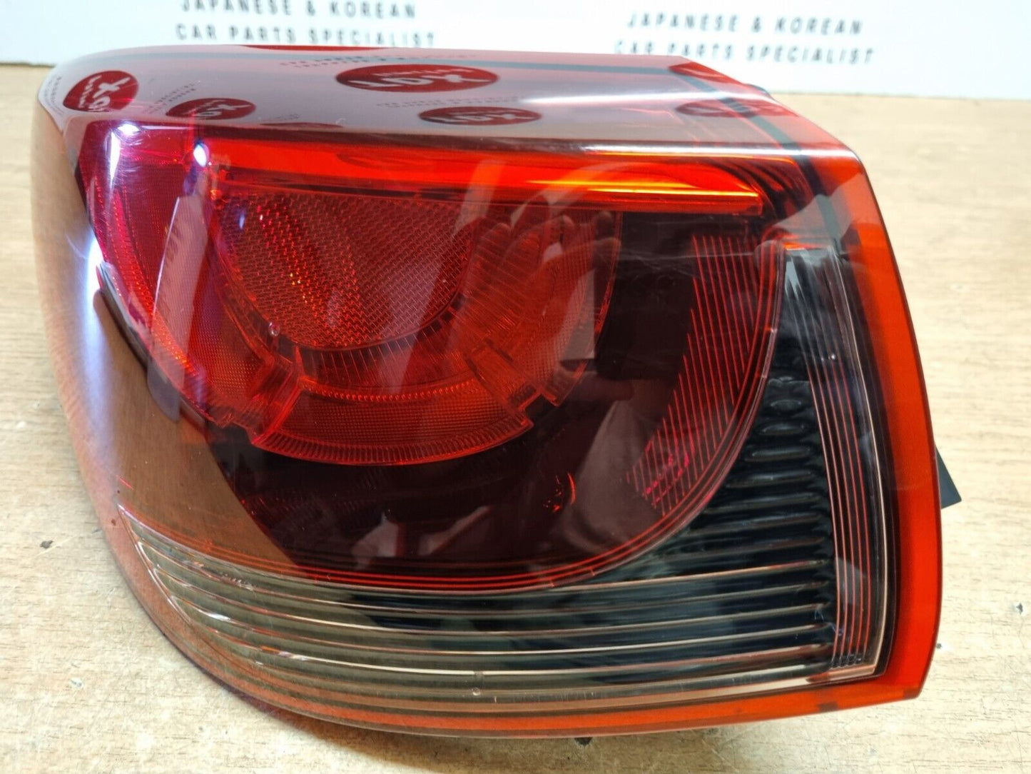 MAZDA 2 MK3 DJ 2014-2018 PRE-FACELIFT GENUINE PASSENGERS REAR OUTER BRAKE LIGHT