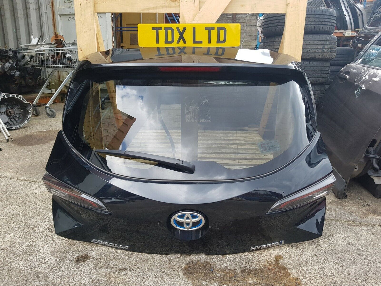 Toyota Corolla Hybrid Hatchback Tailgate Shell + Windscreen In Black 2019-2021