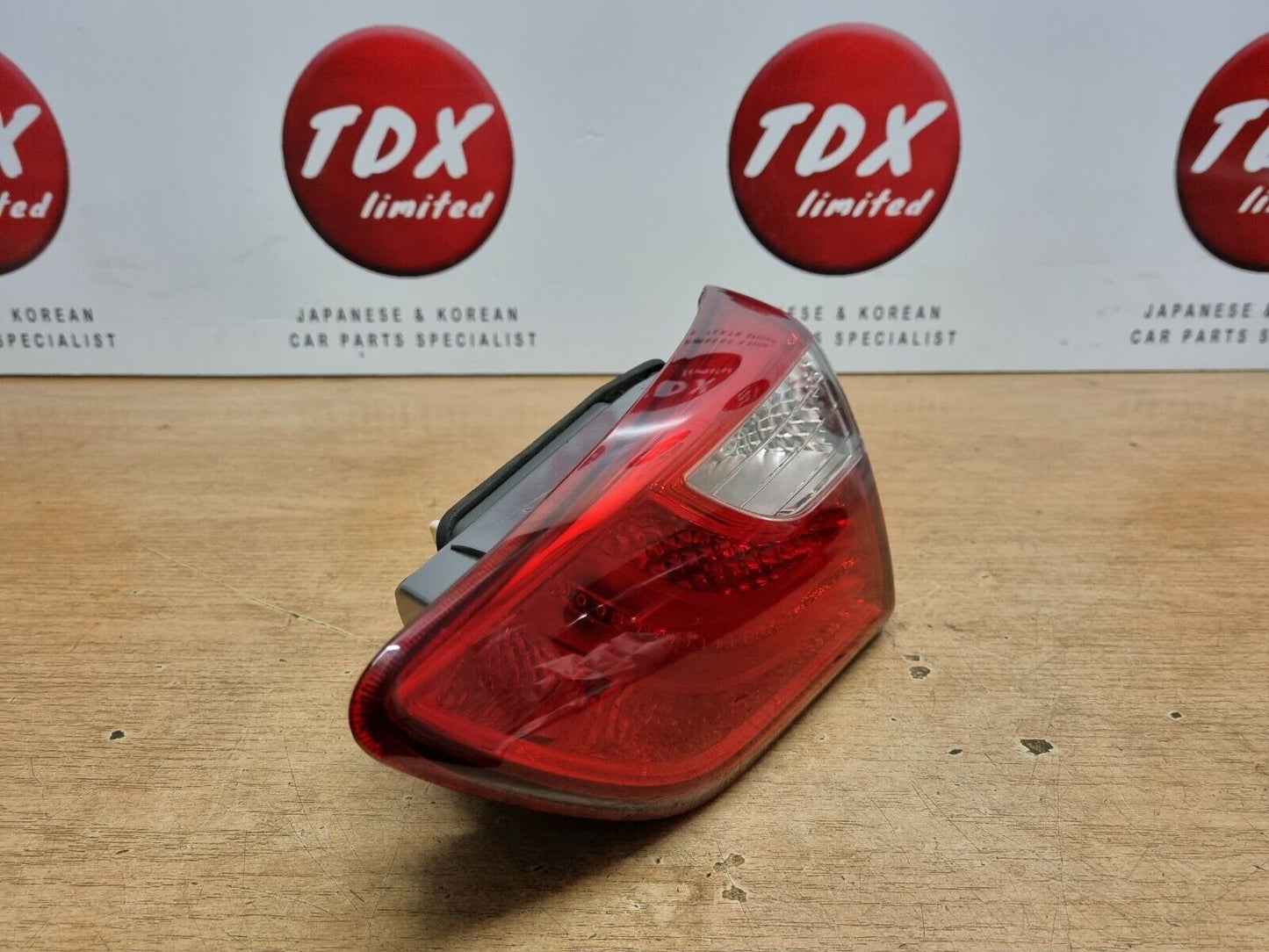 HYUNDAI I30 (GD) MK2 GENUINE DRIVERS SIDE REAR TAILGATE INNER LIGHT 2012-2015