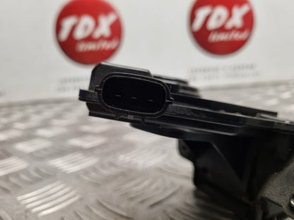 TOYOTA AVENSIS ESTATE T27 2009-2015 GENUINE REAR BOOT LOCK LATCH CATCH MECHANISM