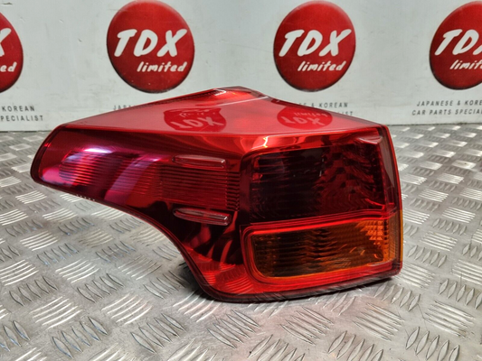 TOYOTA RAV4 (XA40) MK4 2012-2015 GENUINE PASSENGERS SIDE REAR OUTER BRAKE LIGHT