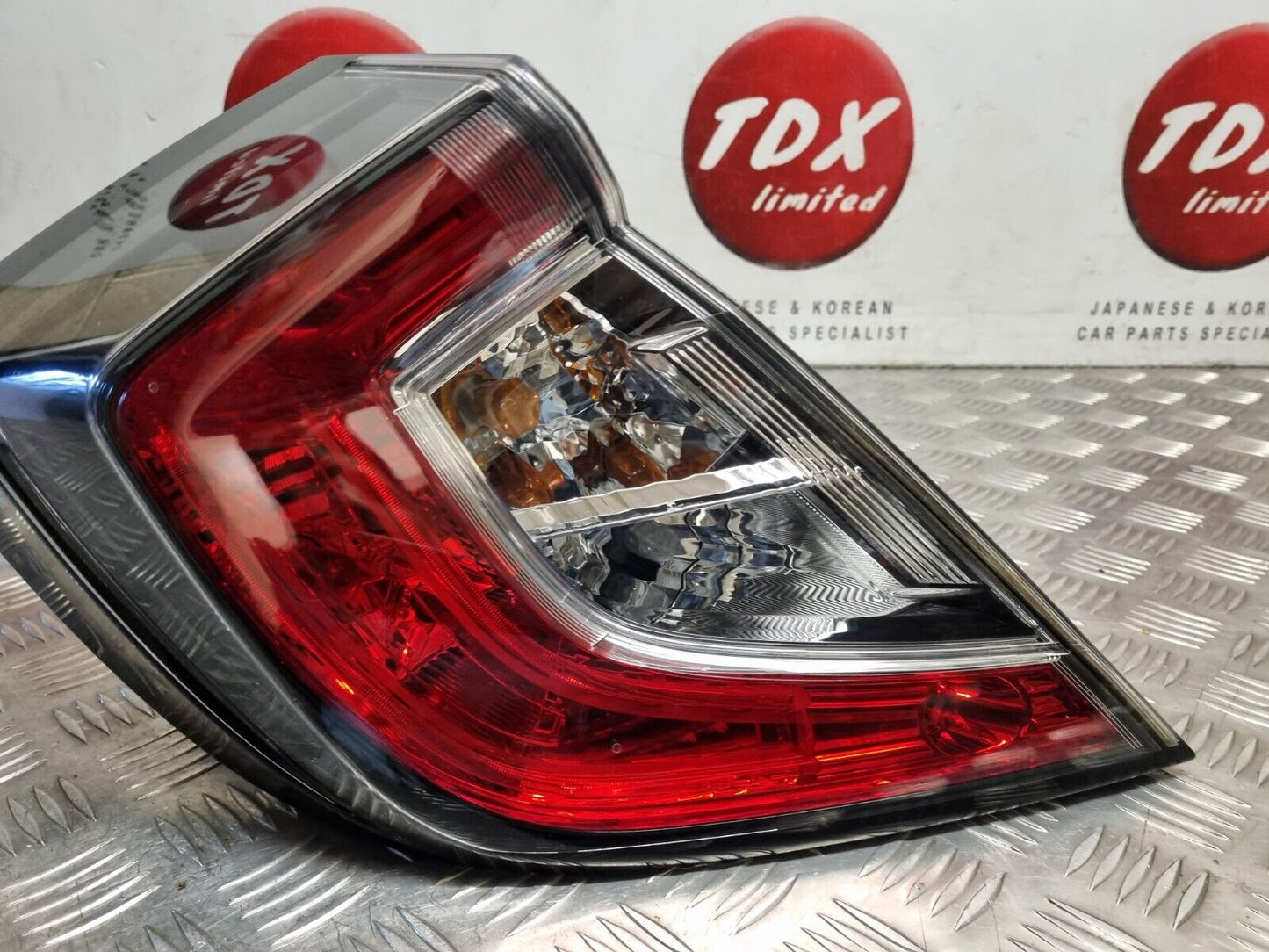HONDA CIVIC X MK10 2017-2022 GENUINE PASSENGERS SIDE REAR OUTER LED BRAKE LIGHT