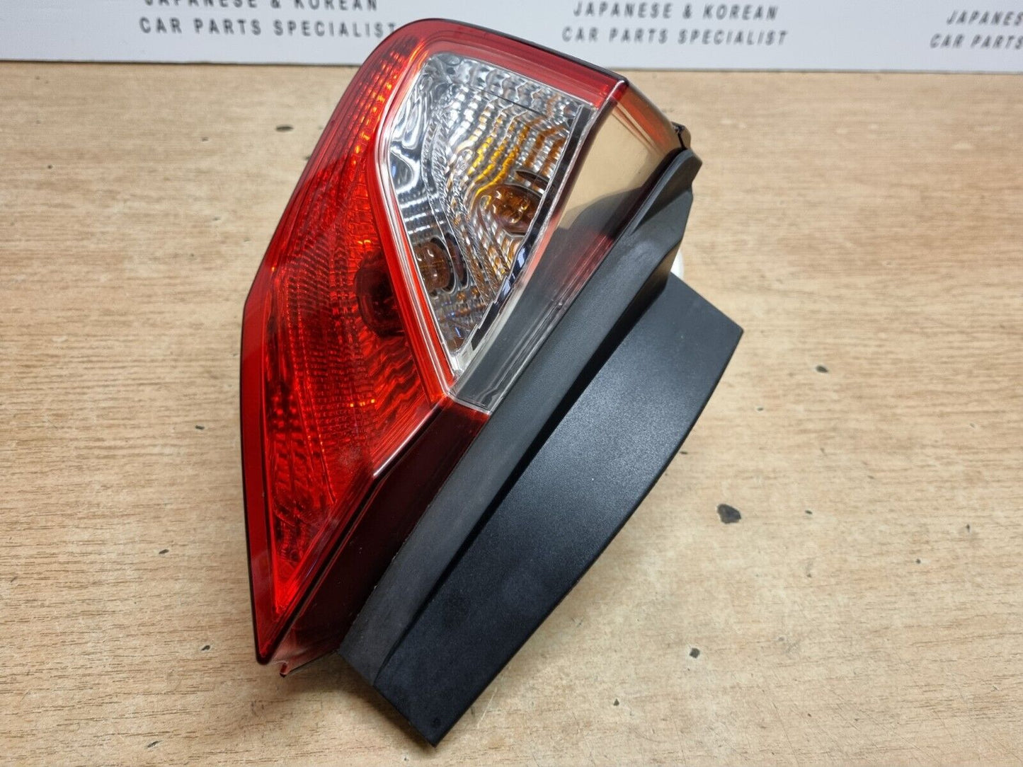 TOYOTA C-HR 2016-2019 PRE-FACELIFT GENUINE PASSENGERS REAR OUTER BRAKE LIGHT