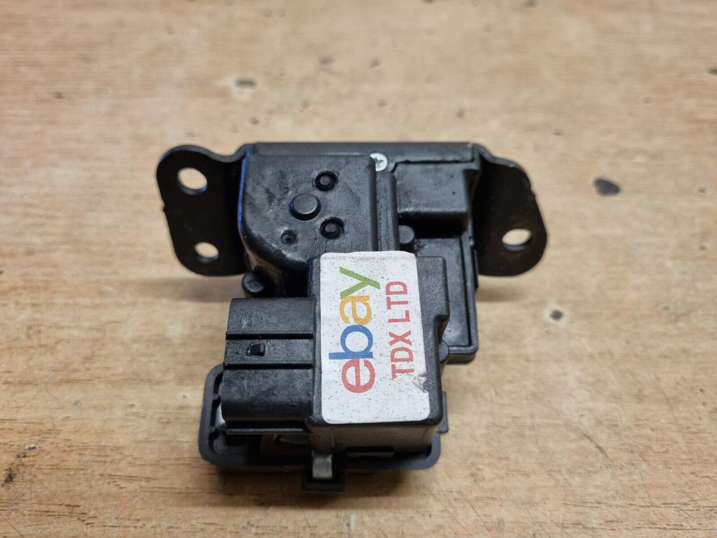 KIA SPORTAGE SL MK3 2010-2015 GENUINE REAR BOOT LOCK MECHANISM 81230-3W000