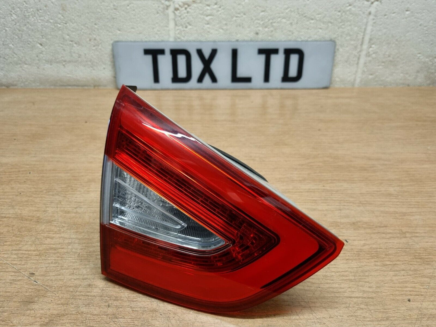 Hyundai IX35 Passenger Side Outer Rear Tailgate LED Light 2010-2015 92404-2Y5