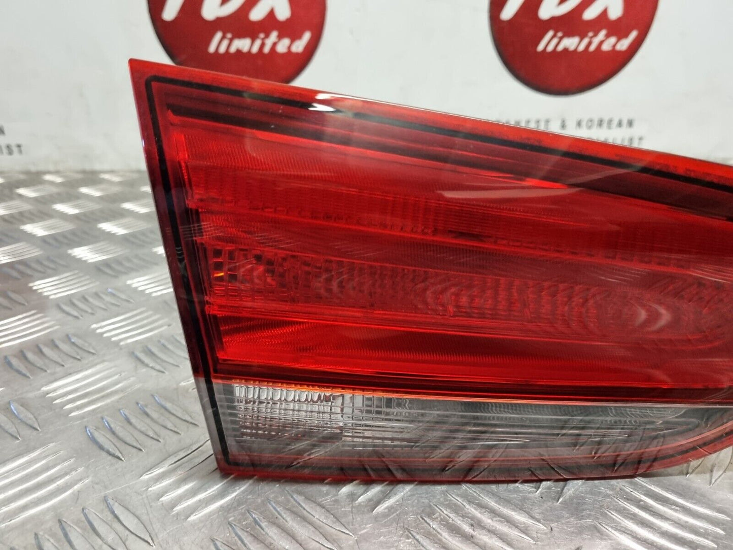 HYUNDAI I30 HATCHBACK MK3 2017-2019 GENUINE PASSENGER SIDE REAR INNER TAIL LIGHT