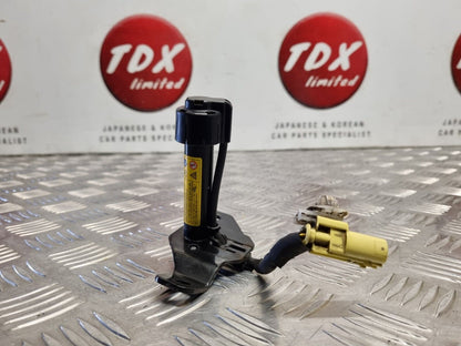 HYUNDAI TUCSON TL 2015-2020 PASSENGERS LEFT BONNET PYROTECHNIC ACTUATOR POPPER