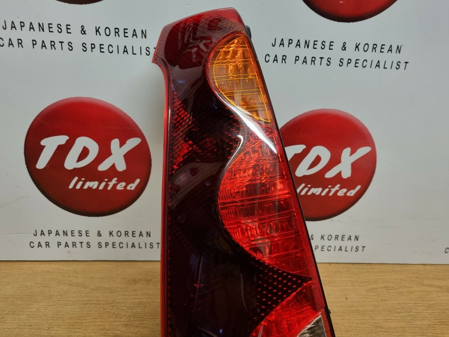 NISSAN NOTE E11 MK1 FACELIFT PASSENGERS REAR DARK OUTER TAIL LIGHT 2009-2012