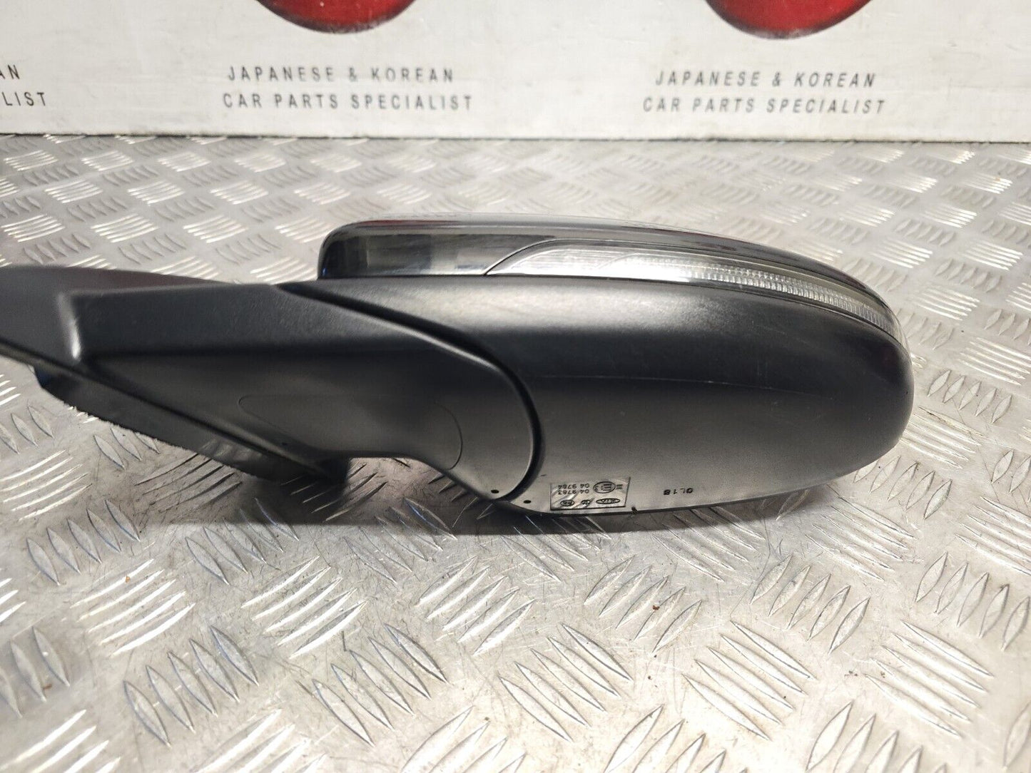 KIA PROCEED (CD) MK3 2019-2023 GENUINE PASSENGERS SIDE POWER FOLD WING MIRROR