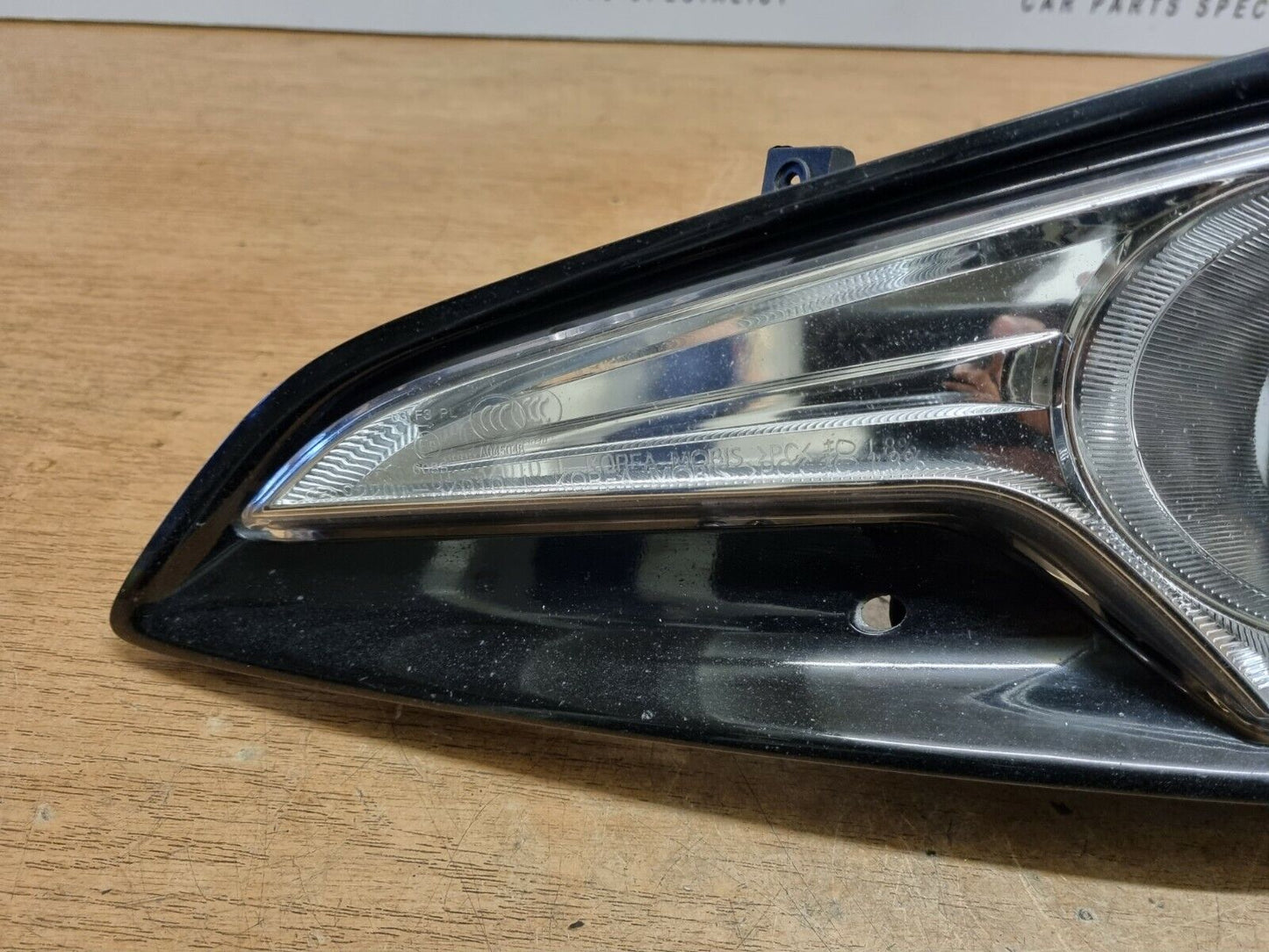 HYUNDAI I40 GENUINE PASSENGERS SIDE FRONT FOG LIGHT + COVER SURROUND 2011-2015