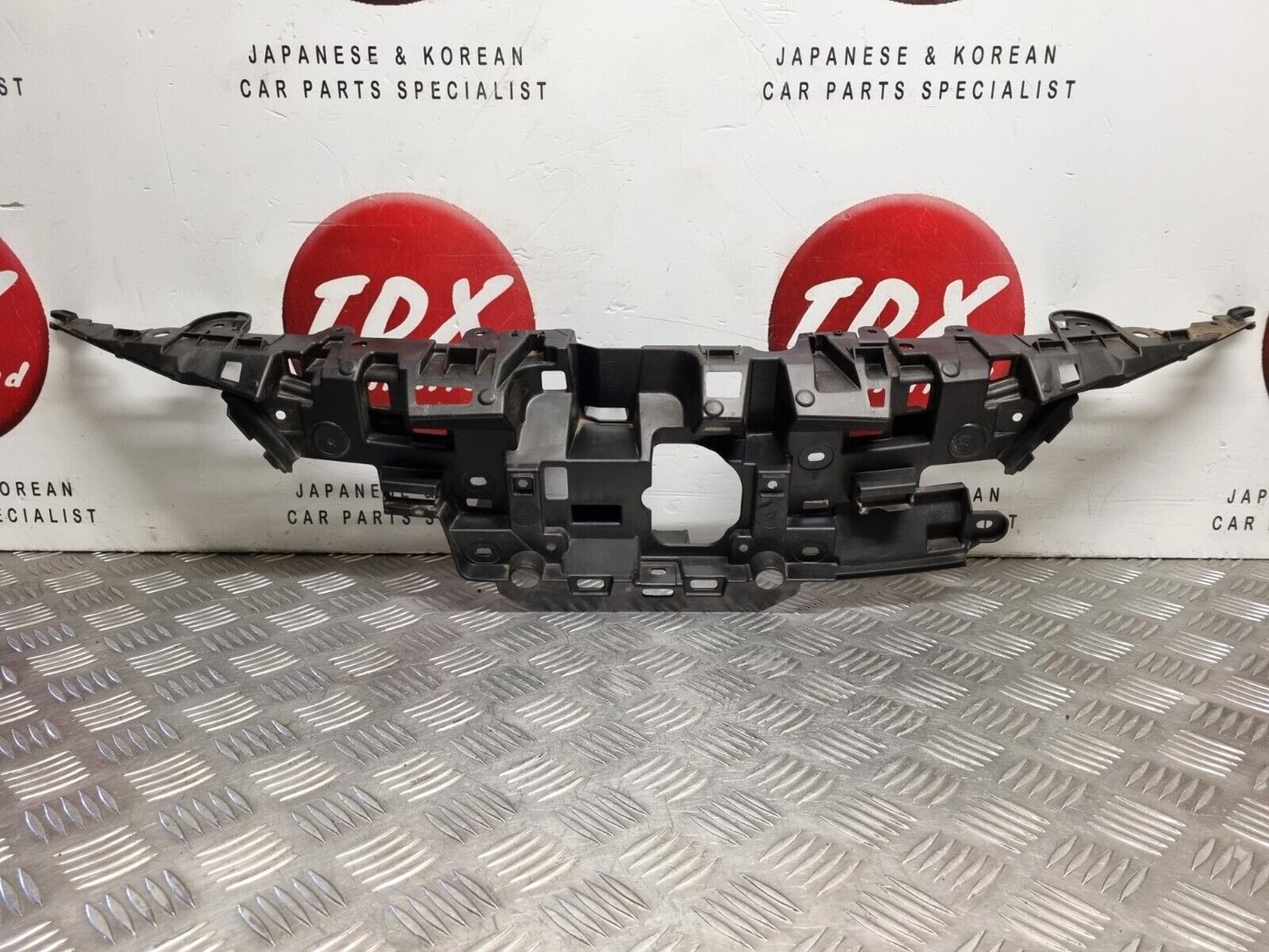 TOYOTA COROLLA MK12 2019-2023 GENUINE FRONT BUMPER GRILL BRACKET 53114-02530